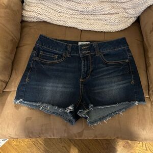Mudd Jean Shorts Size 7 Womens Cutoff FLX Stretch Mid Rise Dark Wash Denim